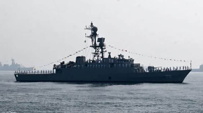 Iris Dena Iranian warship sinking in Indian Ocean after US submarine torpedo strike